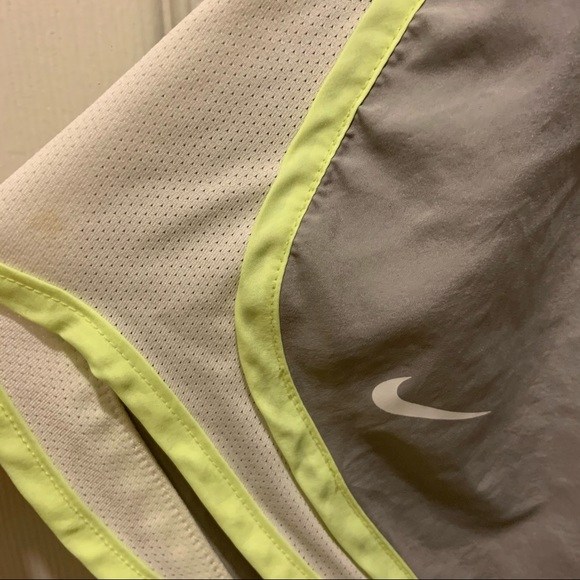 Nike Dry-FIT Valdosta State Running Tempo Shorts - Picture 2 of 5